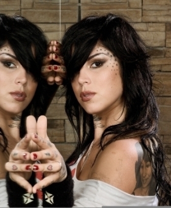 kat-von-d-makeup-line.jpg